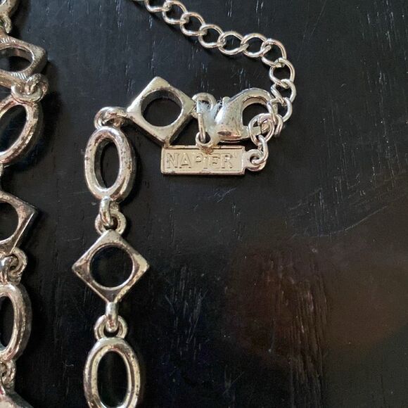 2 Napier silver tone necklaces. - Picture 2 of 7